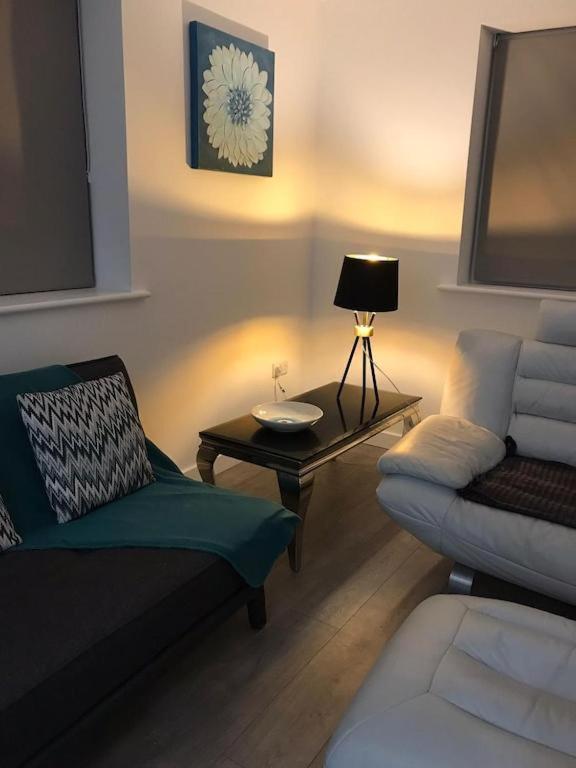 Ella Court Devon Apartment ทอร์คิ ภายนอก รูปภาพ