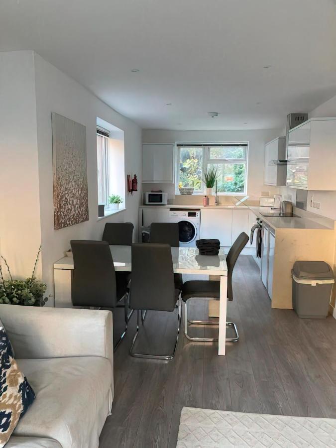 Ella Court Devon Apartment ทอร์คิ ภายนอก รูปภาพ